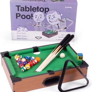 Mini table top pool set